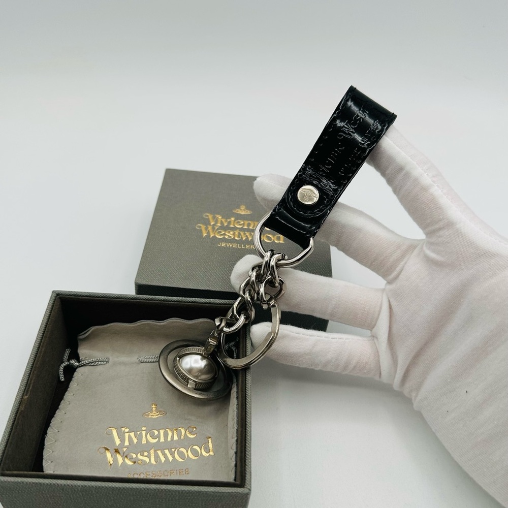 Vivienne Westwood Silver Orb Key Chain / bag Charm